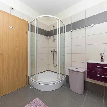 In Okrug Gornji With Sea View, Terrace, Air Conditioning, Wifi 5051-2 Appartement *