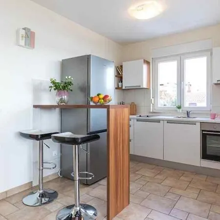 In Okrug Gornji With Sea View, Terrace, Air Conditioning, Wifi 5051-2 *